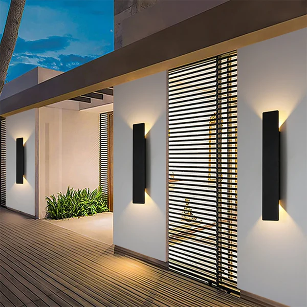 AquaLine LED Buitenwandlamp – Strak Design met Weerbestendige Behuizing