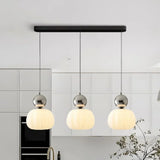 Glazen charme met gouden accent van luxe