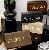 WoodSense LED-Houten Klok – Spraakgestuurd & Stijlvol voor Elke Ruimte