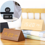 WoodSense LED-Houten Klok – Spraakgestuurd & Stijlvol voor Elke Ruimte
