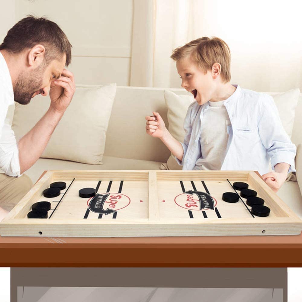 2-in-1 Tafelvoetbal & Sjoelplezier – GameMaster