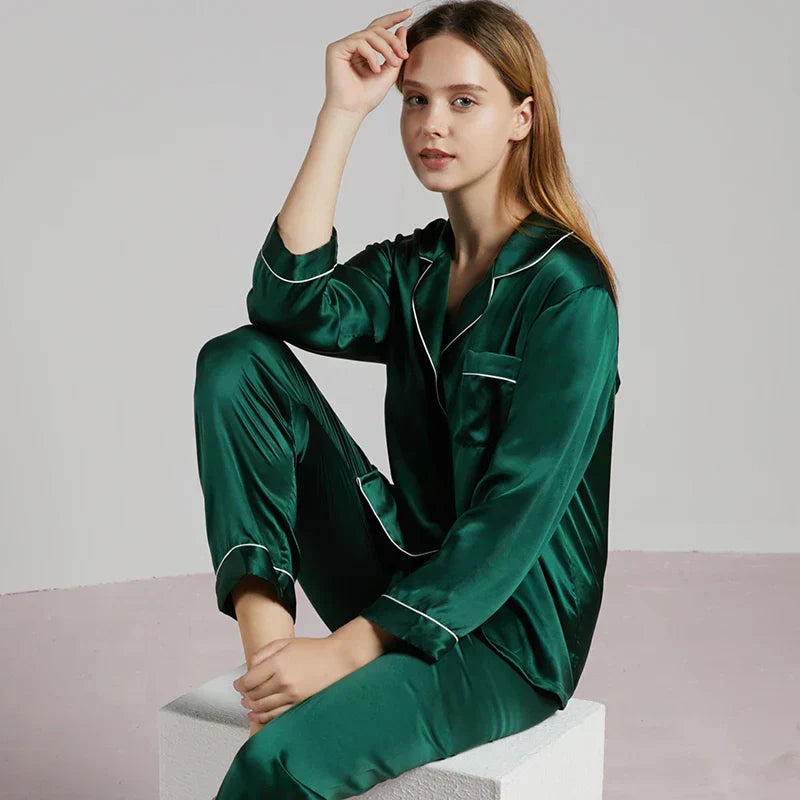 Celeste 100% Zijden Dames Pyjama | Zijdezacht, Ademend & Huidvriendelijk | Premium Luxe Nachtmode | Temperatuur- en Vochtregulerend | Elegant en Hypoallergeen voor Heerlijk Comfort