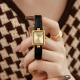 Sienna - Elegante quartz horloge met gouden wijzerplaat