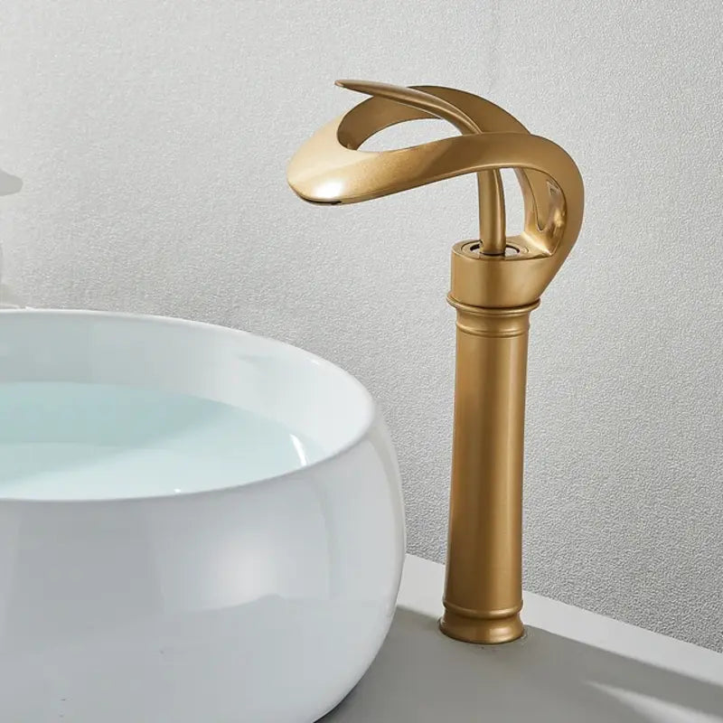 Mengkraan met watervaluitloop - Flowarc