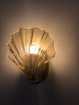 Schelp Wandlamp – Elegante Koper & Glas Wandlamp geïnspireerd op de Kust