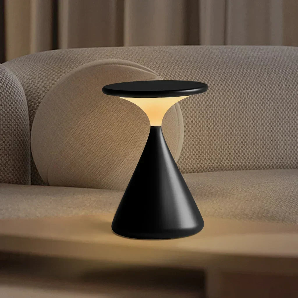 Aeron Hourglass Dimbare LED Tafellamp – Elegant en Kabelvrij Licht