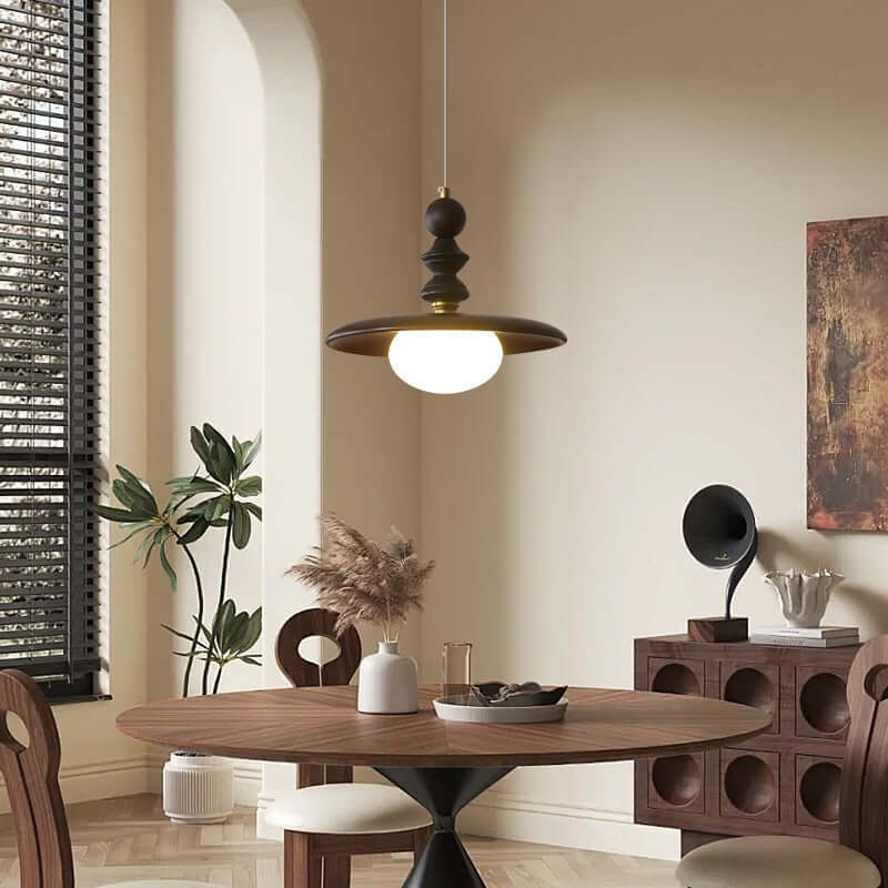 Hanglamp met houten accenten