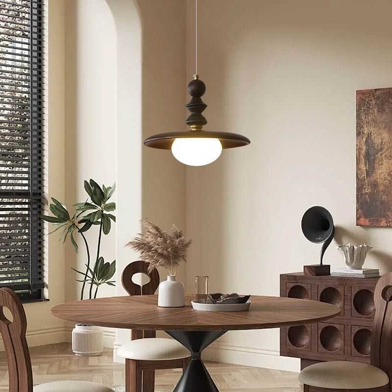 Hanglamp met houten accenten