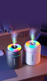 Mini Luchtbevochtiger met Aromatherapie - USB-aangedreven - Perfect voor Auto en Slaapkamer