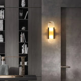 Moderne Marmor Wandlamp met Gouden Details – Luxe Verlichting