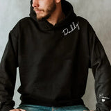 Embrace Hoodie | Te personaliseren met namen op de mouw