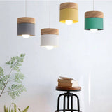 Robinson Hanglamp – Speelse Elegantie met Natuurhout & Zachte Tinten
