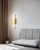 Moderne Marmor Wandlamp met Gouden Details – Luxe Verlichting