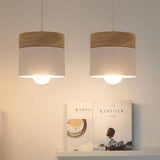 Robinson Hanglamp – Speelse Elegantie met Natuurhout & Zachte Tinten