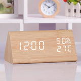 TriWood LED Wekker – Functioneel en Minimalistisch Design