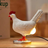 Decoratieve nachtlamp kip – originele LED tafellamp voor de kamer