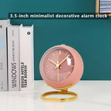 Nordic Stille Bureauklok – Luminous Wijzers & Metalen Frame