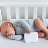 SafeNest – Verstelbaar anti-rolkussen in W-vorm voor baby's