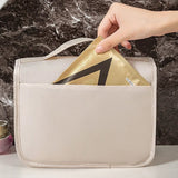 Travel Hook Bag | Moeiteloos toegang tot je cosmetica en toiletartikelen tijdens elke reis!