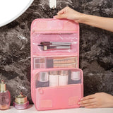 Travel Hook Bag | Moeiteloos toegang tot je cosmetica en toiletartikelen tijdens elke reis!