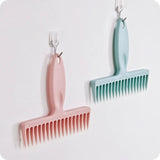Broom Comb | Houd je bezem schoon en haarvrij!
