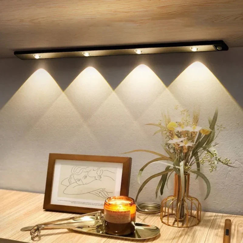 Luxueuze Draadloze LED Kastlamp - LumiLux