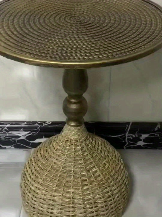 Handgemaakte Watergras Koffietafel – Antiek Bronzen Look