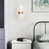 Elegante wandlamp met rookglas en gouden afwerking – dubbele lichtbron