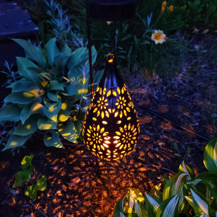 Zonne-energie & Weerbestendige Tuinlamp – SolarLuxe