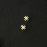 Zachte Vintage-Oorbellen met Opal – Seraphina