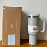 Vacuümgeïsoleerde beker met deksel en rietje – ThermoTumbler
