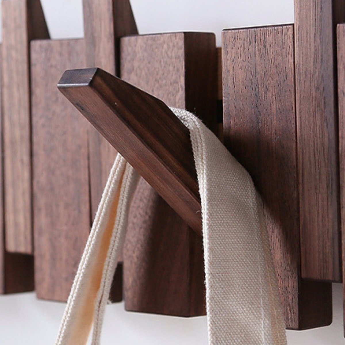 Pianowood Luxe Kapstok | Woonaccessoires | Handgemaakte houten kapstok met elegant ontwerp