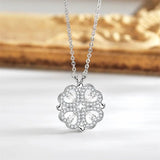 LuckyHeart Omarm het geluk met deze hartverwarmende charm!