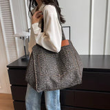 Oversized canvas schoudertas met luipaardprint - Paars