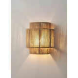 Tijdloze Gevlochten Rieten Wandlamp – WeaveGlow
