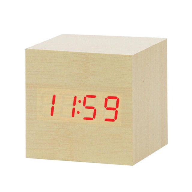 Minimalistische Digitale LED Wekker met Spraakbesturing