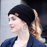 Vrouwen's Zachte Brei Ponytail Beanie – Casual Wintermuts