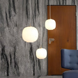 Noordse Opal Glas Hanglamp – Elegante Lantaarnontwerp voor Zachte Sfeer