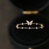 Luxueuze Vlinder Ring met Fonkelende Zirkonia – Aurielle