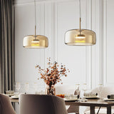 Glazen LED hanglamp in moderne stijl - minimalistische kap en gouden afwerking