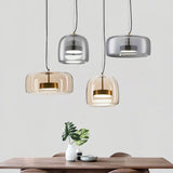 Glazen LED hanglamp in moderne stijl - minimalistische kap en gouden afwerking