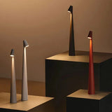 Elegante LED-tafellampe met modern, slank ontwerp en touch-knop