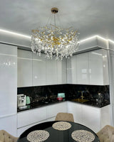 Exclusieve kroonluchter met kristallen bladeren – tak effect, moderne elegantie