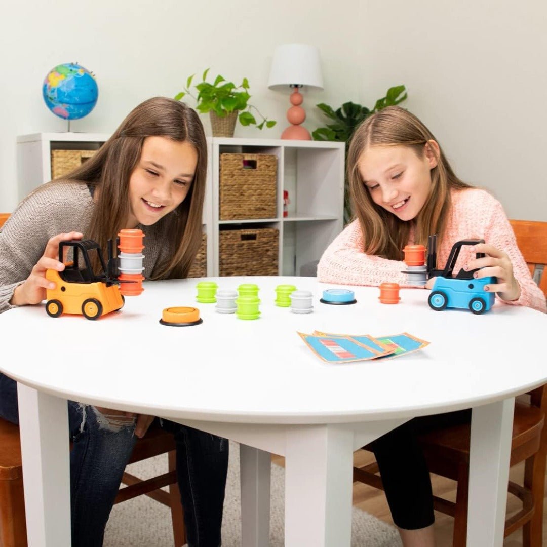 Stapelspeelgoed met Heftruck – Leerzaam spel ter bevordering van behendigheid en concentratie