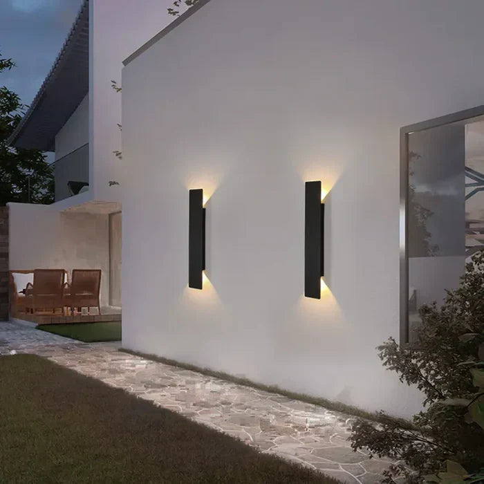 StormGlow Light - LED Weerbestendige Buitenwandlamp